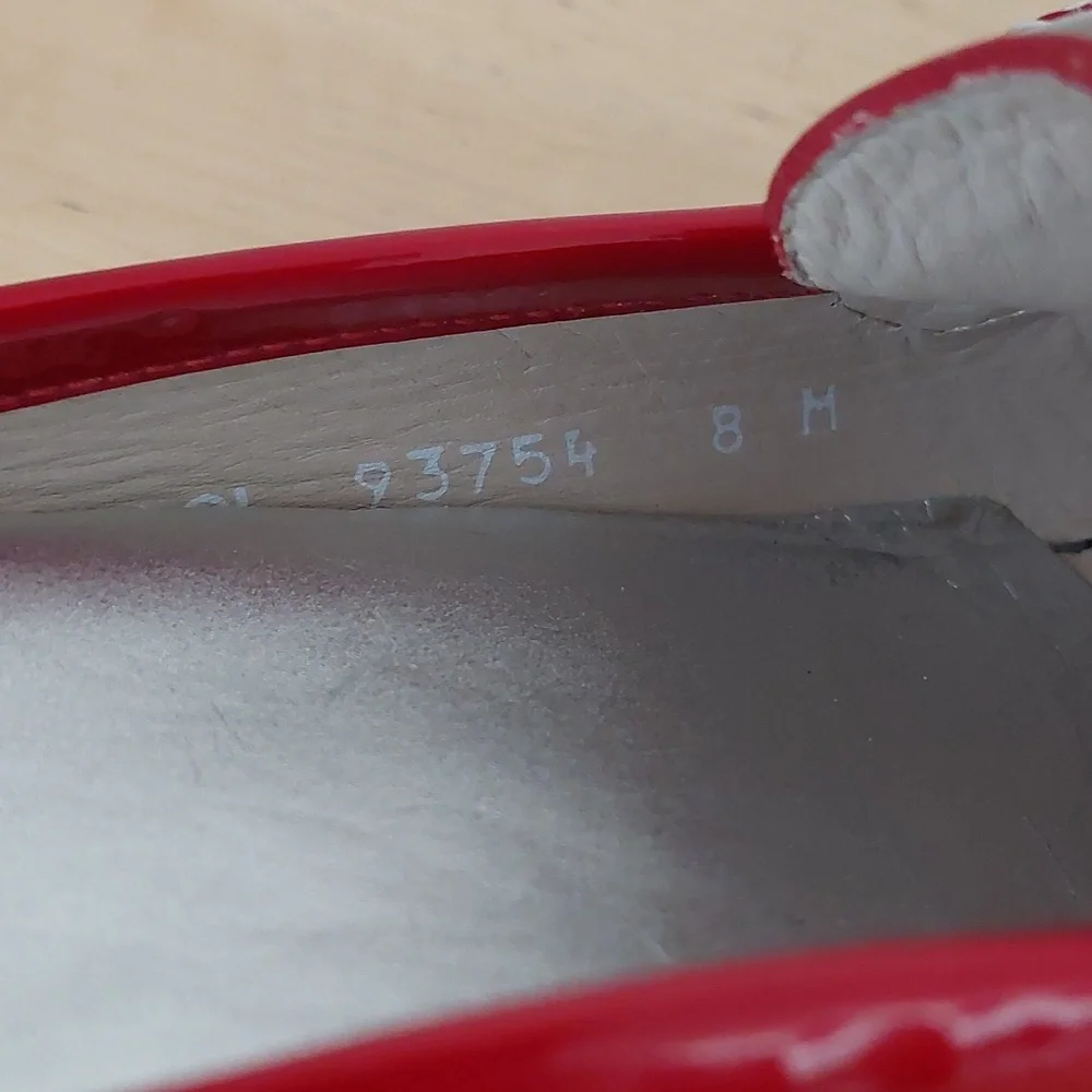 Stuart Weitzman Red Patent Leather Mules - Picture 15 of 15